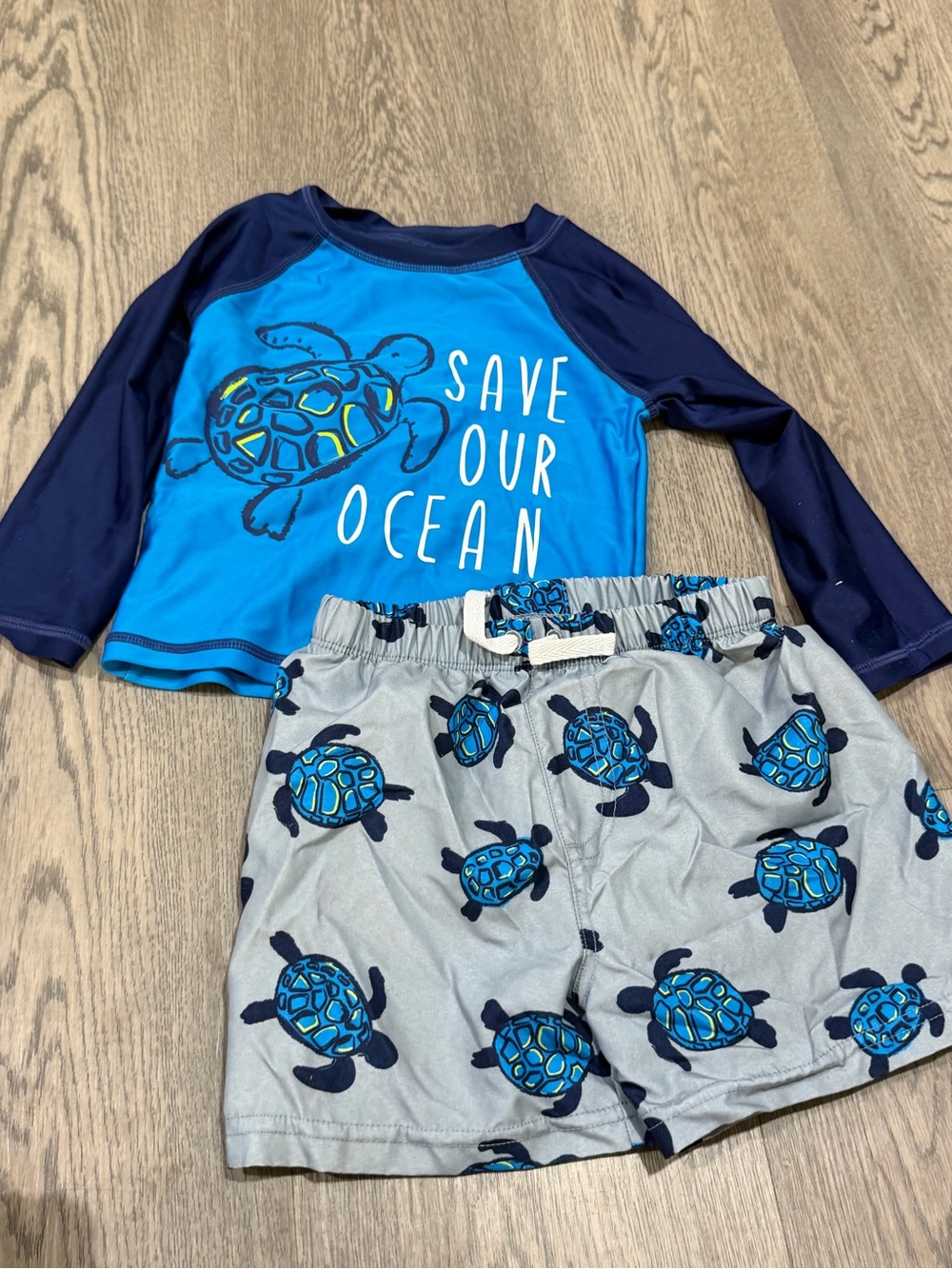 Gerber Baby boy long-sleeve turtle-print rash guard & swim trunks 18 Months